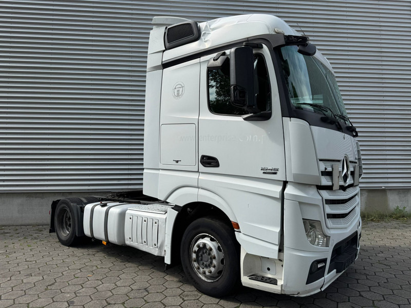Mercedes-Benz Actros 1845 / Euro 5 / 2 Tanks / 2 In Stock - Trattore stradale: foto 2 Mercedes-Benz Actros 1845 / Euro 5 / 2 Tanks / 2 In Stock - Trattore stradale: foto 2