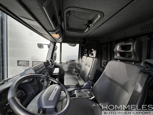 Iveco 100E22 4x4 (M104) - Autocarro con pianale/ Cassone fisso: foto 2 Iveco 100E22 4x4 (M104) - Autocarro con pianale/ Cassone fisso: foto 2