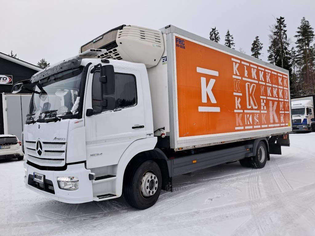 Mercedes-Benz Atego 1524 - Autocarro frigorifero: foto 1 Mercedes-Benz Atego 1524 - Autocarro frigorifero: foto 1