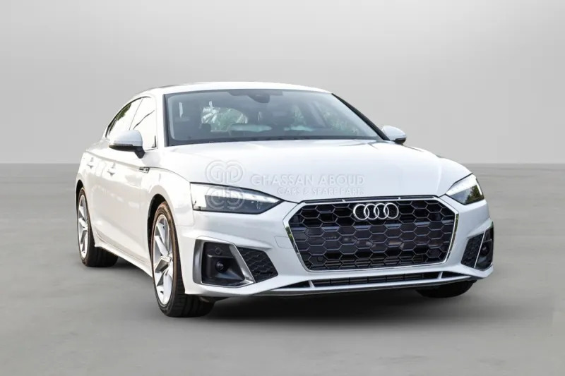 Audi A5 - Berlina: foto 1 Audi A5 - Berlina: foto 1