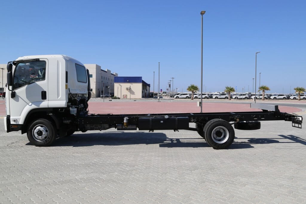 ISUZU FRR – 11 Ton GVW, Payload 7 Ton 4×2 Single Cabin Chassis with AC MY24 - Autocarro telaio: foto 3 ISUZU FRR – 11 Ton GVW, Payload 7 Ton 4×2 Single Cabin Chassis with AC MY24 - Autocarro telaio: foto 3