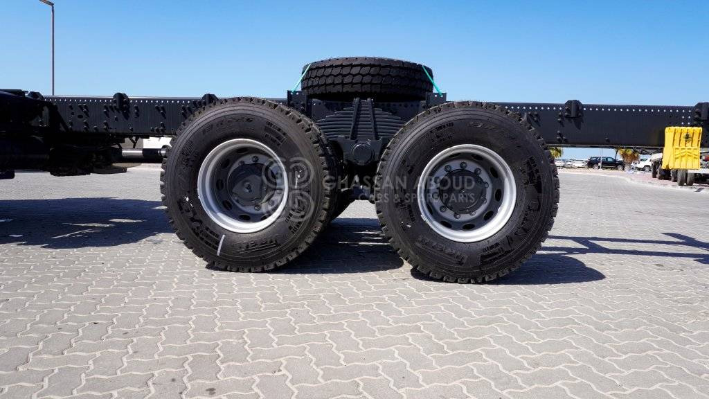 Autocarro telaio IVECO T-WAY Chassis  6×6 AD380T47WH WHEELBASE 4500 MY25: foto 9