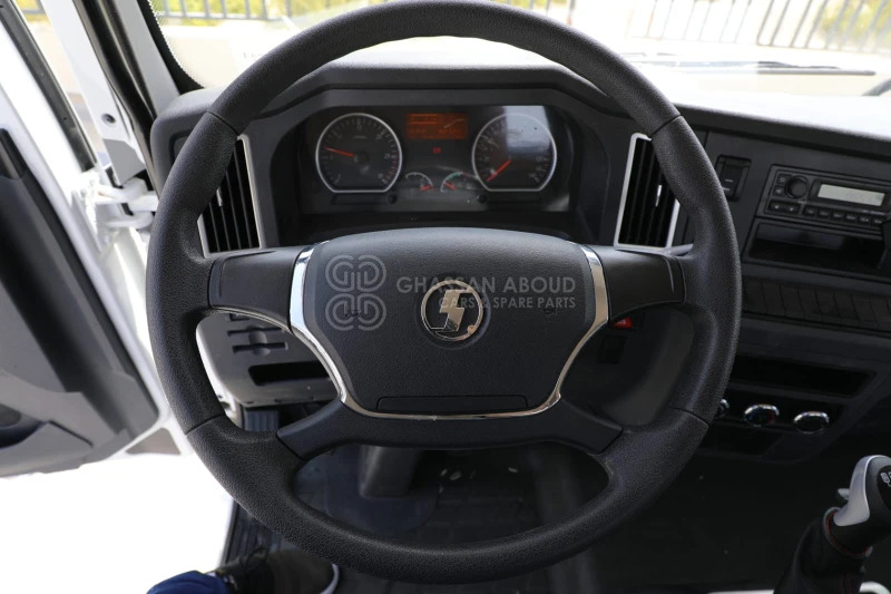 Shacman 4x2 L3000 Chassis - Autocarro telaio: foto 5 Shacman 4x2 L3000 Chassis - Autocarro telaio: foto 5