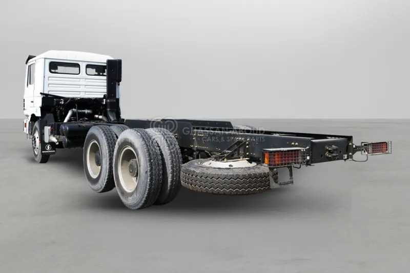 Shacman 6x4 F3000 Chassis - Autocarro telaio: foto 5 Shacman 6x4 F3000 Chassis - Autocarro telaio: foto 5