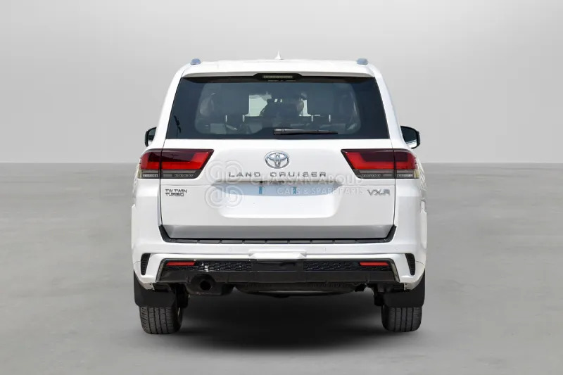 Toyota Land Cruiser 300 - SUV/ Fuoristrada: foto 5 Toyota Land Cruiser 300 - SUV/ Fuoristrada: foto 5