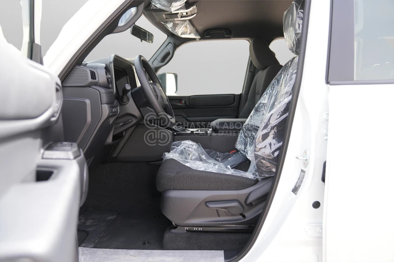 Toyota Prado 4x4 - SUV/ Fuoristrada: foto 5 Toyota Prado 4x4 - SUV/ Fuoristrada: foto 5