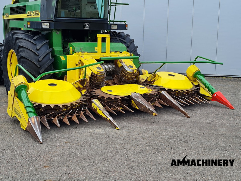 Kemper 4500 fits JD rotary corn header - Spannocchiatore: foto 1 Kemper 4500 fits JD rotary corn header - Spannocchiatore: foto 1