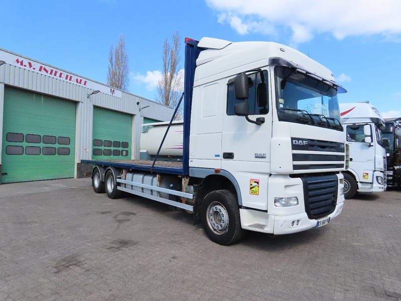 DAF XF 105.460 654164 km EEV Euro5 , 6x2, Retarder, towbar. FRANCE truck! - Autocarro con pianale/ Cassone fisso: foto 1 DAF XF 105.460 654164 km EEV Euro5 , 6x2, Retarder, towbar. FRANCE truck! - Autocarro con pianale/ Cassone fisso: foto 1