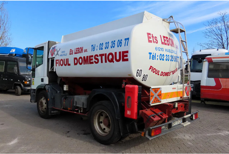 Iveco Eurocargo FUEL (DIESEL/PETROL) 8000 LITERS, COMP: 3500L,1000L, 3500L - Camion cisterna, Camion con gru: foto 5 Iveco Eurocargo FUEL (DIESEL/PETROL) 8000 LITERS, COMP: 3500L,1000L, 3500L - Camion cisterna, Camion con gru: foto 5