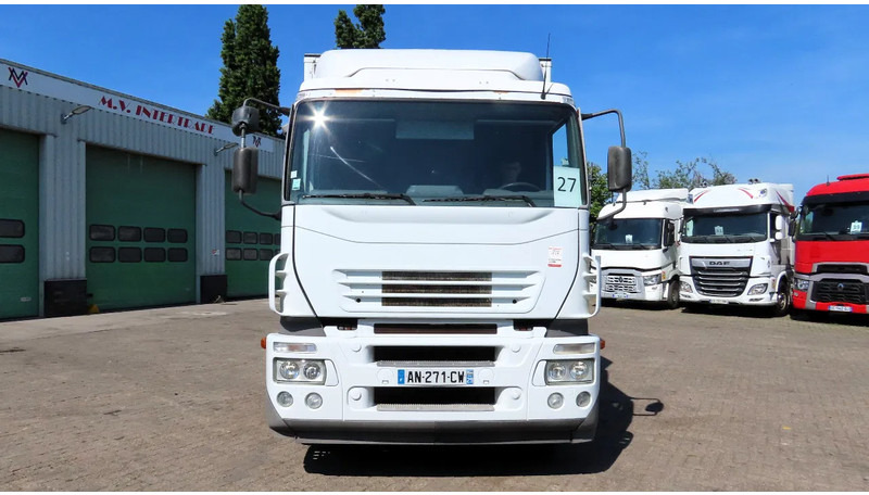 Iveco Stralis 310 8.60m box! Manual gerabox, Great state - Autocarro furgonato: foto 3 Iveco Stralis 310 8.60m box! Manual gerabox, Great state - Autocarro furgonato: foto 3