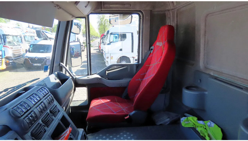 Autocarro furgonato Iveco Stralis 310 8.60m box! Manual gerabox, Great state: foto 16