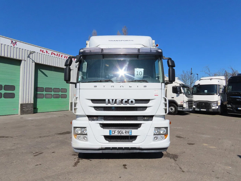 Iveco Stralis 310 8 meter box! Retarder, Great condition! - Autocarro furgonato: foto 3 Iveco Stralis 310 8 meter box! Retarder, Great condition! - Autocarro furgonato: foto 3