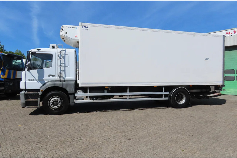 Mercedes-Benz Axor 1828 TK TS500, Lamberet. Very good condition - Autocarro frigorifero: foto 4 Mercedes-Benz Axor 1828 TK TS500, Lamberet. Very good condition - Autocarro frigorifero: foto 4
