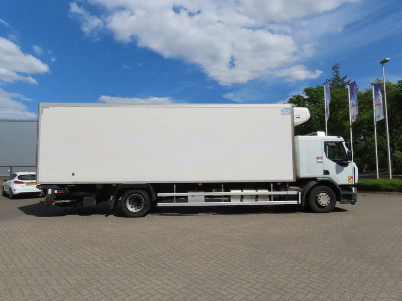 Renault D 19T Sleeper,Thermokimg , RETARDER 2 zones temperature , loadlift - Autocarro frigorifero: foto 3 Renault D 19T Sleeper,Thermokimg , RETARDER 2 zones temperature , loadlift - Autocarro frigorifero: foto 3