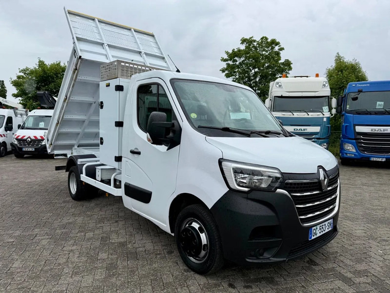 Renault Master 2021, 3 seats, Great condition, ! EURO 6 - Furgone ribaltabile: foto 1 Renault Master 2021, 3 seats, Great condition, ! EURO 6 - Furgone ribaltabile: foto 1