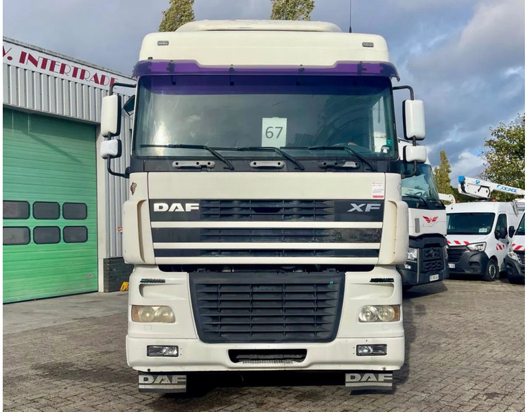 DAF 95.480 VERY CLEAN! EURO 4, PTO, HYDRAULIC, 2X FUEL TANK - Trattore stradale: foto 2 DAF 95.480 VERY CLEAN! EURO 4, PTO, HYDRAULIC, 2X FUEL TANK - Trattore stradale: foto 2