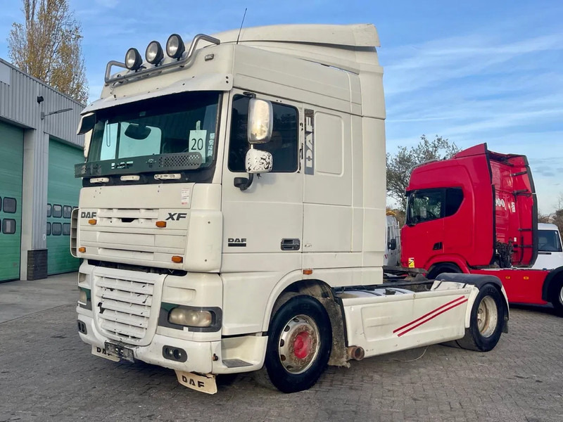 DAF XF 105.460 Manual gearbox! - Trattore stradale: foto 1 DAF XF 105.460 Manual gearbox! - Trattore stradale: foto 1