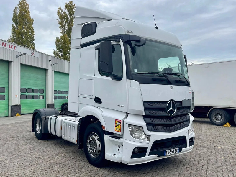 Mercedes-Benz Actros 1845 vin: WDF9634031C008330 , 2 tanks, France clean truck - Trattore stradale: foto 1 Mercedes-Benz Actros 1845 vin: WDF9634031C008330 , 2 tanks, France clean truck - Trattore stradale: foto 1