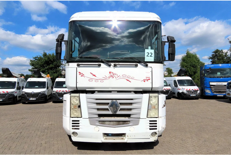 Renault Magnum 440 Mack! Manual gearbox. Royal truck - Trattore stradale: foto 2 Renault Magnum 440 Mack! Manual gearbox. Royal truck - Trattore stradale: foto 2