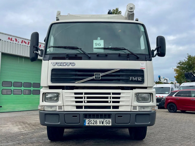 Volvo FM 12.380 8X4 SILO AUGER / AIR GREAT CONDITION / fully serviced! - Camion cisterna: foto 3 Volvo FM 12.380 8X4 SILO AUGER / AIR GREAT CONDITION / fully serviced! - Camion cisterna: foto 3
