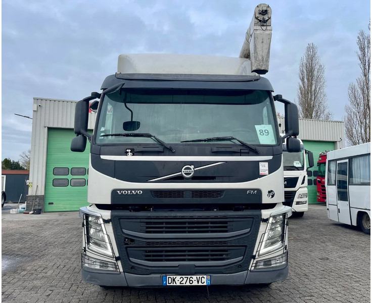 Volvo FM 460 TSCI, AUGER + AIR, 6x4, Retarder, 5 COMP - Camion cisterna: foto 2 Volvo FM 460 TSCI, AUGER + AIR, 6x4, Retarder, 5 COMP - Camion cisterna: foto 2