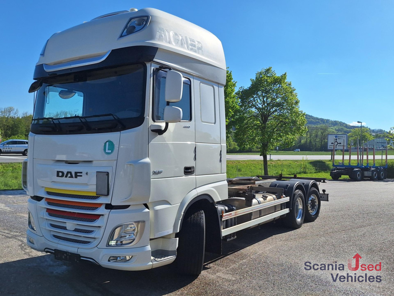 DAF XF 480 6X2 BDF Super Space Lenkachse ! - Autocarro portacontainer/ Caisse interchangeable: foto 1 DAF XF 480 6X2 BDF Super Space Lenkachse ! - Autocarro portacontainer/ Caisse interchangeable: foto 1