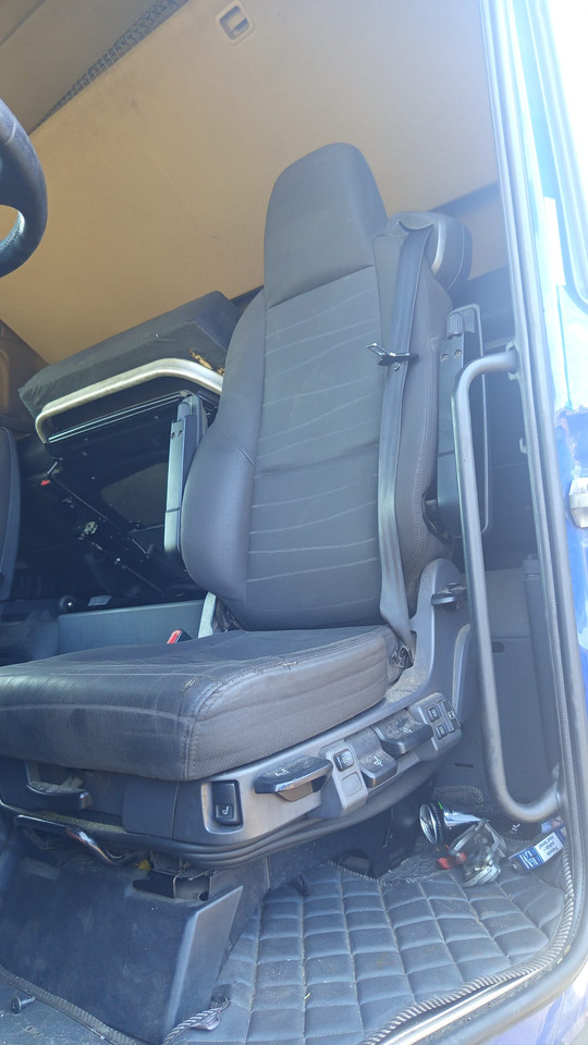 SCANIA STREAMLINE, NEXT GENERATION - Sedile: foto 1 SCANIA STREAMLINE, NEXT GENERATION - Sedile: foto 1