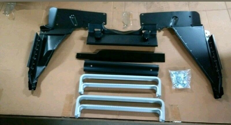 Scania BATTERY COVER REPAIR KIT: STEPS, SIDE BRACKETS Scania R, CR/CP - Batteria per Camion: foto 2 Scania BATTERY COVER REPAIR KIT: STEPS, SIDE BRACKETS Scania R, CR/CP - Batteria per Camion: foto 2