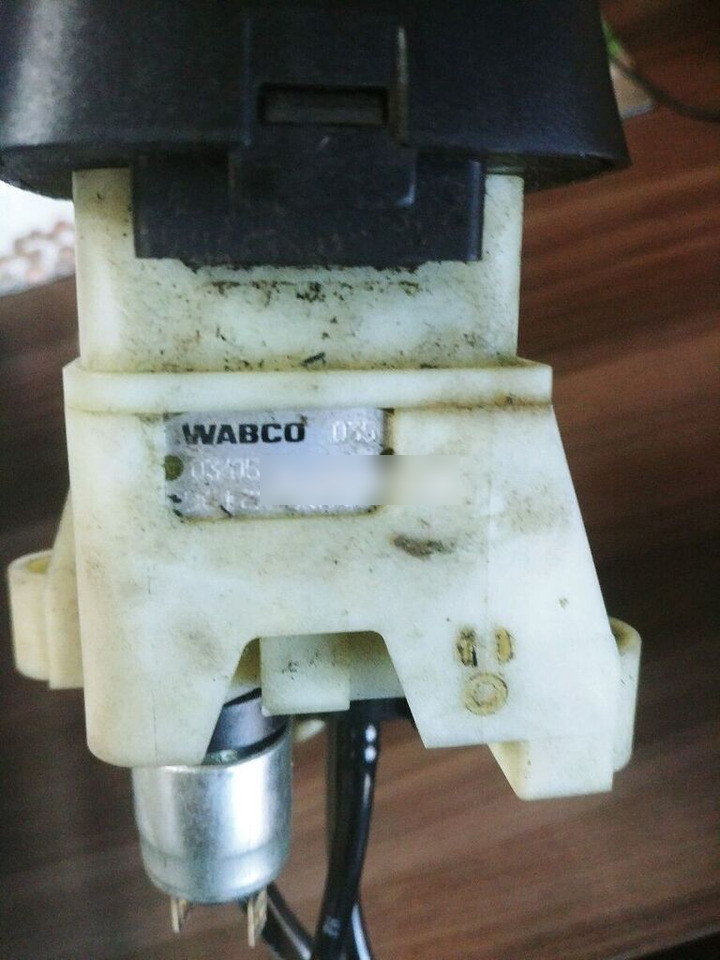 WABCO HAND BRAKE HANDLE Scania - Ricambi freni per Camion: foto 4 WABCO HAND BRAKE HANDLE Scania - Ricambi freni per Camion: foto 4