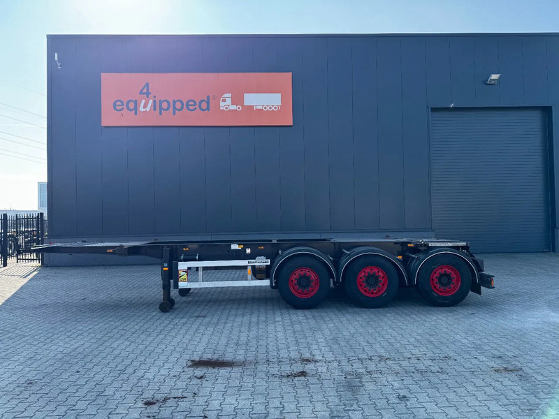 Burg 20FT/3-axles, SAF INTRADISC, ADR (EXII, EXII, FL, AT), 2x LIFTAXLE, NL-Chassis - Semirimorchio portacontainer/ Caisse interchangeable: foto 4 Burg 20FT/3-axles, SAF INTRADISC, ADR (EXII, EXII, FL, AT), 2x LIFTAXLE, NL-Chassis - Semirimorchio portacontainer/ Caisse interchangeable: foto 4