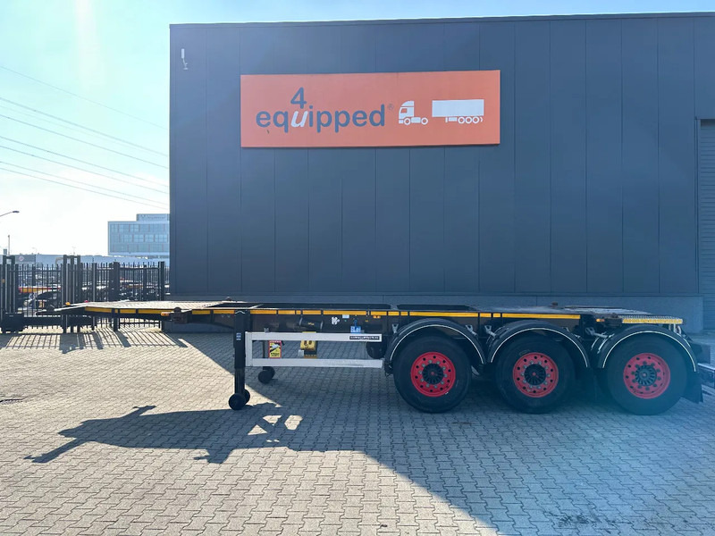 Burg 20FT ADR (EX/II, EX/III, FL, AT), empty weight: 3.690kg, SAF INTRADISC, 2x liftaxle, ALCOA, NL-Chassis - Semirimorchio portacontainer/ Caisse interchangeable: foto 2 Burg 20FT ADR (EX/II, EX/III, FL, AT), empty weight: 3.690kg, SAF INTRADISC, 2x liftaxle, ALCOA, NL-Chassis - Semirimorchio portacontainer/ Caisse interchangeable: foto 2