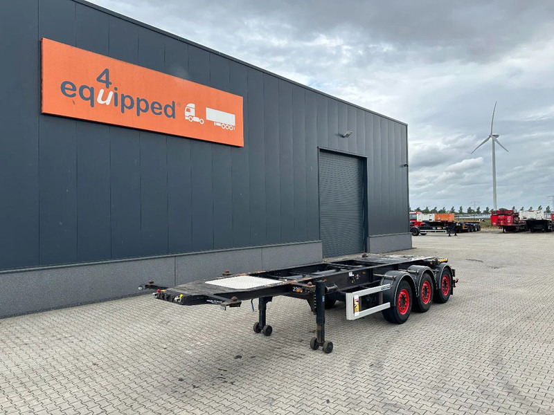 Burg 20FT (SWAP) / 3-axles, 3.400kg, SAF INTRADISC, ADR, 2x LIFTAXLE, NL-chassis - Semirimorchio portacontainer/ Caisse interchangeable: foto 1 Burg 20FT (SWAP) / 3-axles, 3.400kg, SAF INTRADISC, ADR, 2x LIFTAXLE, NL-chassis - Semirimorchio portacontainer/ Caisse interchangeable: foto 1