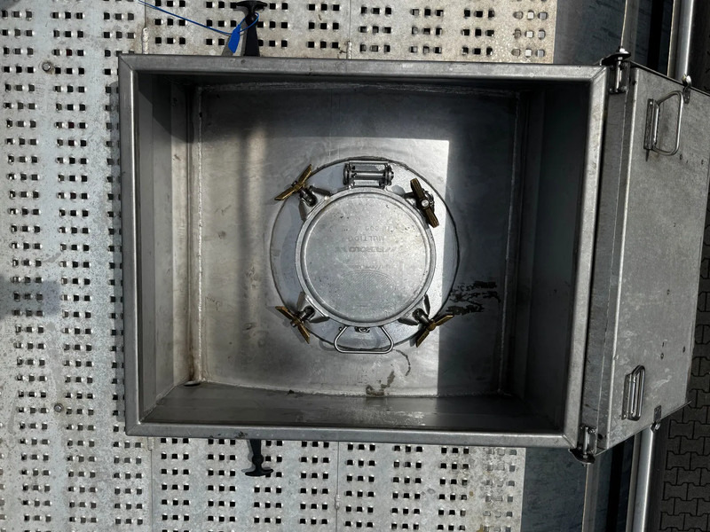 Semirimorchio cisterna Indox 37.500L / 1-COMP /4-BAFFELS, ADR, L4BH, INOX, NL, APK/ADR till 10/2025, new SAF axles, ALCOA: foto 11 Semirimorchio cisterna Indox 37.500L / 1-COMP /4-BAFFELS, ADR, L4BH, INOX, NL, APK/ADR till 10/2025, new SAF axles, ALCOA: foto 11