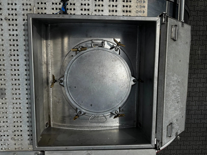 Semirimorchio cisterna Indox 37.500L / 1-COMP /4-BAFFELS, ADR, L4BH, INOX, NL, APK/ADR till 10/2025, new SAF axles, ALCOA: foto 10 Semirimorchio cisterna Indox 37.500L / 1-COMP /4-BAFFELS, ADR, L4BH, INOX, NL, APK/ADR till 10/2025, new SAF axles, ALCOA: foto 10