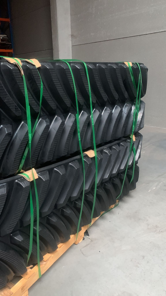 Rubber track for Challenger MT800 and FENDT MT1100 30" and 36" - Cingolo per Macchina agricola: foto 3 Rubber track for Challenger MT800 and FENDT MT1100 30" and 36" - Cingolo per Macchina agricola: foto 3