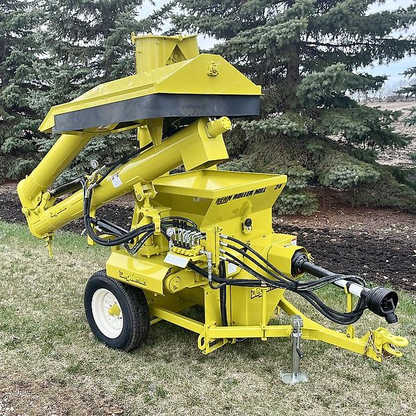 Degelman RENN RMC 24 Walzenmühle - Attrezzatura post-raccolta: foto 1 Degelman RENN RMC 24 Walzenmühle - Attrezzatura post-raccolta: foto 1