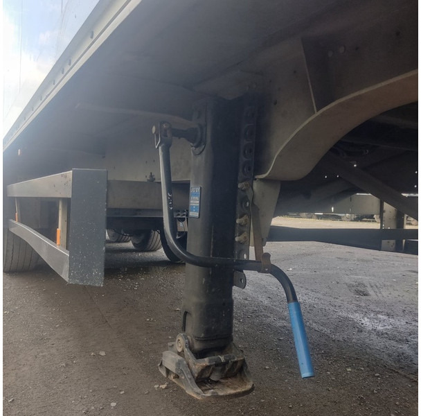 Schmitz Cargobull SKI 24 - Semirimorchio furgonato: foto 5 Schmitz Cargobull SKI 24 - Semirimorchio furgonato: foto 5