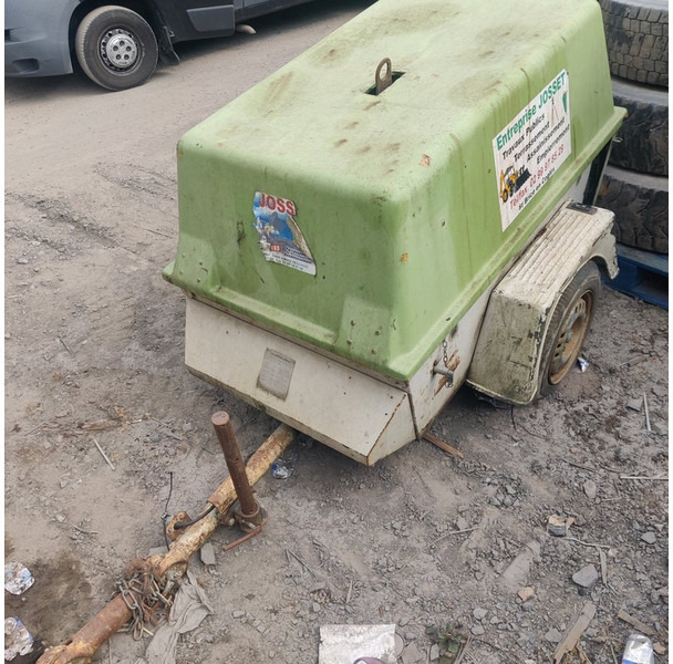 Ingersoll Rand 741 - Trattore stradale: foto 1 Ingersoll Rand 741 - Trattore stradale: foto 1