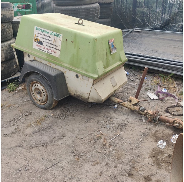 Ingersoll Rand 741 - Trattore stradale: foto 2 Ingersoll Rand 741 - Trattore stradale: foto 2