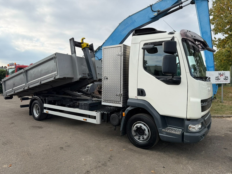 DAF LF 45.180 - 12T - 4x2 HOOKLIFT / HAAKSYTEEM / ABROLLKIPPER / AMPLIROL - *320.000km* - EURO 5 - TÜV 06/2026 - BE TRUCK - Autocarro scarrabile: foto 1 DAF LF 45.180 - 12T - 4x2 HOOKLIFT / HAAKSYTEEM / ABROLLKIPPER / AMPLIROL - *320.000km* - EURO 5 - TÜV 06/2026 - BE TRUCK - Autocarro scarrabile: foto 1