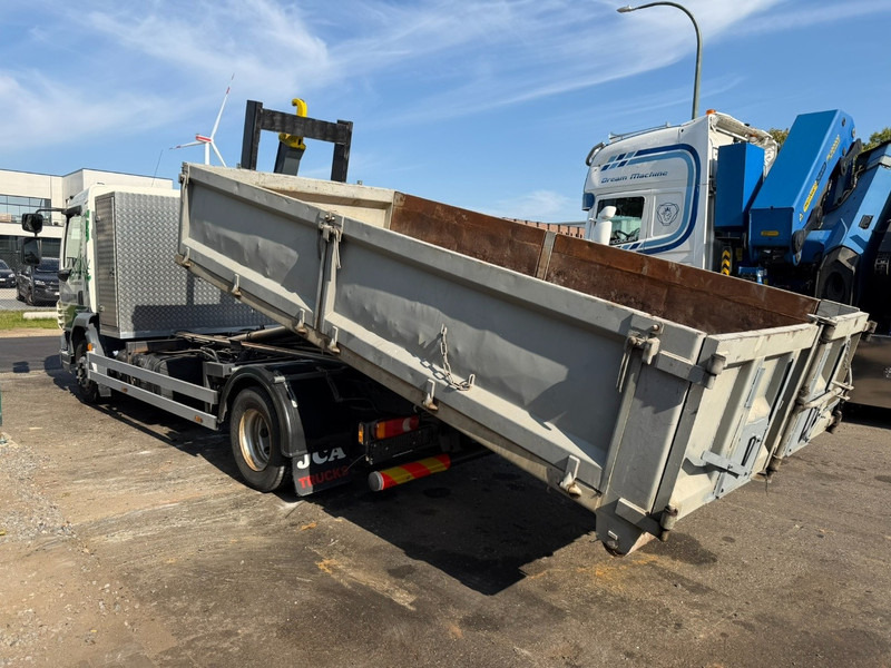 DAF LF 45.180 - 12T - 4x2 HOOKLIFT / HAAKSYTEEM / ABROLLKIPPER / AMPLIROL - *320.000km* - EURO 5 - TÜV 06/2026 - BE TRUCK - Autocarro scarrabile: foto 4 DAF LF 45.180 - 12T - 4x2 HOOKLIFT / HAAKSYTEEM / ABROLLKIPPER / AMPLIROL - *320.000km* - EURO 5 - TÜV 06/2026 - BE TRUCK - Autocarro scarrabile: foto 4