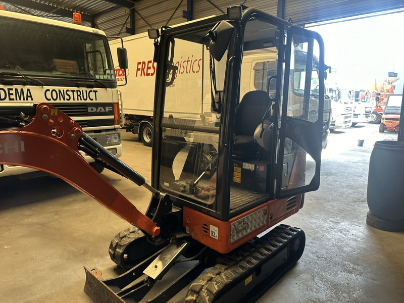 Hitachi ZAXIS ZX19-6 CR 1.9T - 1349H - CABINE - ADJUSTABLE TRACKS - EXTRA HYDR - QUICK HITCH - BE MACHINE - Miniescavatore: foto 5 Hitachi ZAXIS ZX19-6 CR 1.9T - 1349H - CABINE - ADJUSTABLE TRACKS - EXTRA HYDR - QUICK HITCH - BE MACHINE - Miniescavatore: foto 5