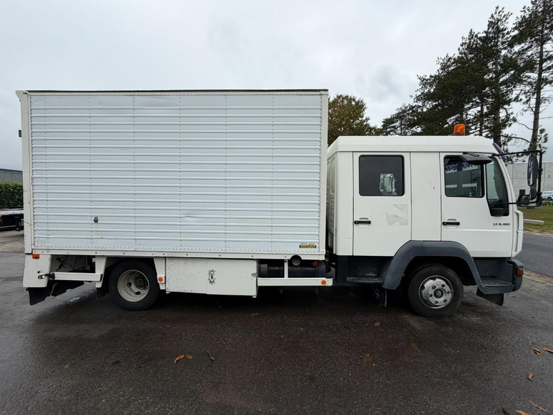MAN LE 8.180 CLOSED BOX / KOFFER - DOKA - MANUAL GEARBOX - *248.000km* - STEEL SPRING / BLATT / LAMES - BE TRUCK - Autocarro furgonato: foto 4 MAN LE 8.180 CLOSED BOX / KOFFER - DOKA - MANUAL GEARBOX - *248.000km* - STEEL SPRING / BLATT / LAMES - BE TRUCK - Autocarro furgonato: foto 4