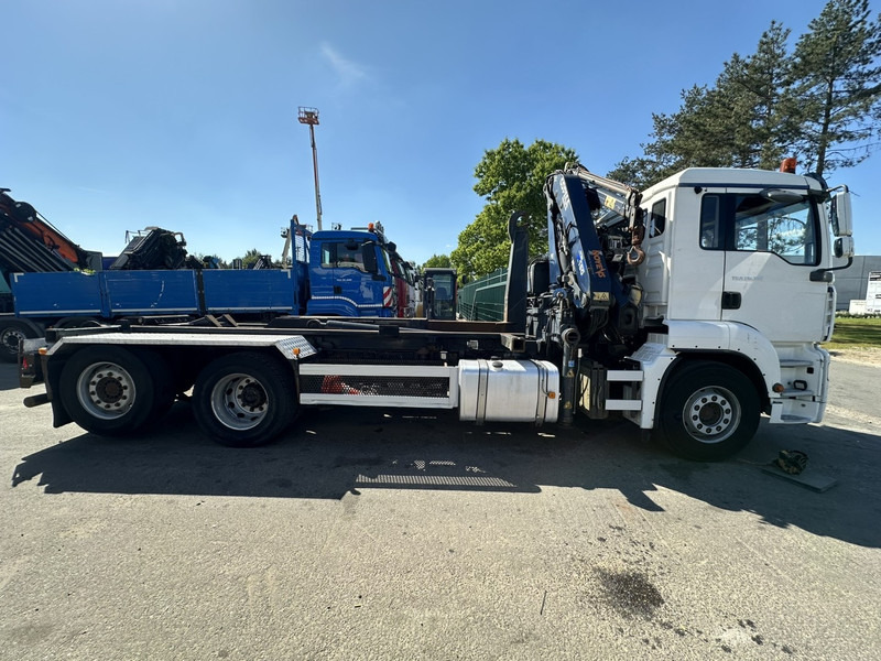 MAN TGA 26.310 6X2 HOOKLIFT + CRANE COPMA 160.4 + JIB J2 + WINCH - RADIO - LIFT + STEERING AXLE - EURO 3 - BE - Autocarro scarrabile, Camion con gru: foto 4 MAN TGA 26.310 6X2 HOOKLIFT + CRANE COPMA 160.4 + JIB J2 + WINCH - RADIO - LIFT + STEERING AXLE - EURO 3 - BE - Autocarro scarrabile, Camion con gru: foto 4