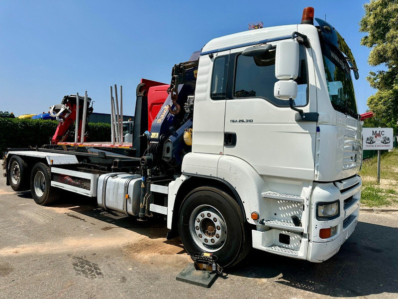 MAN TGA 26.310 6X2 HOOKLIFT + CRANE COPMA 160.4 + JIB J2 + WINCH - RADIO - LIFT + STEERING AXLE - EURO 3 - BE - Camion con gru: foto 2 MAN TGA 26.310 6X2 HOOKLIFT + CRANE COPMA 160.4 + JIB J2 + WINCH - RADIO - LIFT + STEERING AXLE - EURO 3 - BE - Camion con gru: foto 2