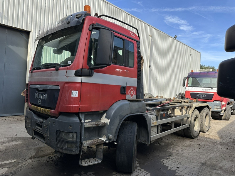 MAN TGA 26.400 6x4 AJK 20T - 5430mm - MANUAL GEARBOX - STEEL SPRING / BLATT - BIG AXLES / AP ACHSEN - Autocarro scarrabile: foto 4 MAN TGA 26.400 6x4 AJK 20T - 5430mm - MANUAL GEARBOX - STEEL SPRING / BLATT - BIG AXLES / AP ACHSEN - Autocarro scarrabile: foto 4