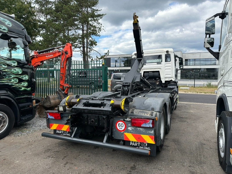 MAN TGS 28.360 6x2 HOOKLIFT 21T HIAB MULTILIFT XR21-S51 - LIFT AXLE - BE TRUCK - Autocarro scarrabile: foto 3 MAN TGS 28.360 6x2 HOOKLIFT 21T HIAB MULTILIFT XR21-S51 - LIFT AXLE - BE TRUCK - Autocarro scarrabile: foto 3