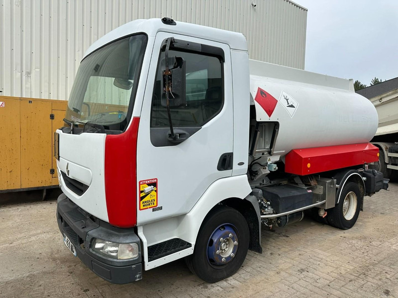 Renault MIDLUM 150 FUEL TANKER / CITERNE MAZOUT - 6500L - 3 COMPARTIMENTS - *ENGINE PROBLEM* - Camion cisterna: foto 1 Renault MIDLUM 150 FUEL TANKER / CITERNE MAZOUT - 6500L - 3 COMPARTIMENTS - *ENGINE PROBLEM* - Camion cisterna: foto 1