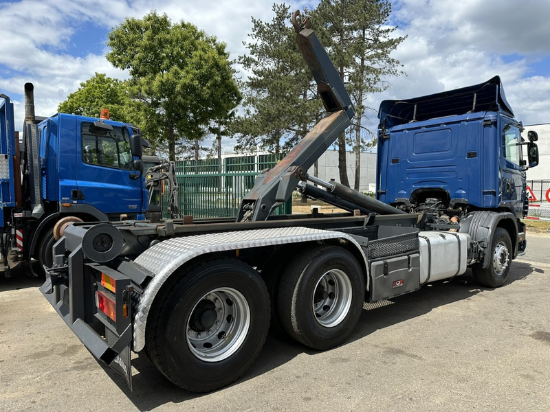 Scania 124L-420 6x2 HOOKLIFT VDL 20T - STEEL SPRING / BALLESTAS / BLATT - MANUAL - MECHANICAL PUMP - 10 TIRES DOUBLE WHEELS - Autocarro scarrabile: foto 5 Scania 124L-420 6x2 HOOKLIFT VDL 20T - STEEL SPRING / BALLESTAS / BLATT - MANUAL - MECHANICAL PUMP - 10 TIRES DOUBLE WHEELS - Autocarro scarrabile: foto 5
