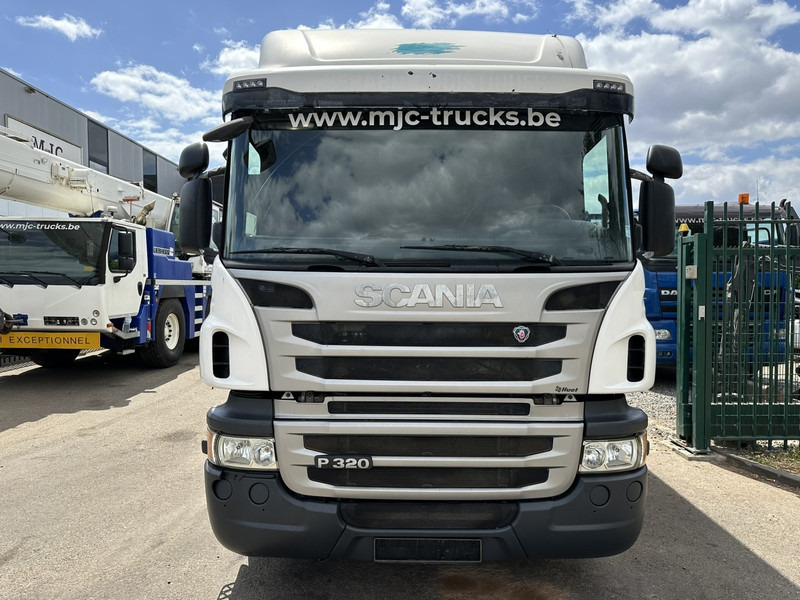 Scania P320 RETARDER - CLOSED BOX 8m25 x 2m47 x 2m30 - TAILLIFT 2000kg - EURO 6 - GOOD CONDITION - Autocarro furgonato: foto 2 Scania P320 RETARDER - CLOSED BOX 8m25 x 2m47 x 2m30 - TAILLIFT 2000kg - EURO 6 - GOOD CONDITION - Autocarro furgonato: foto 2